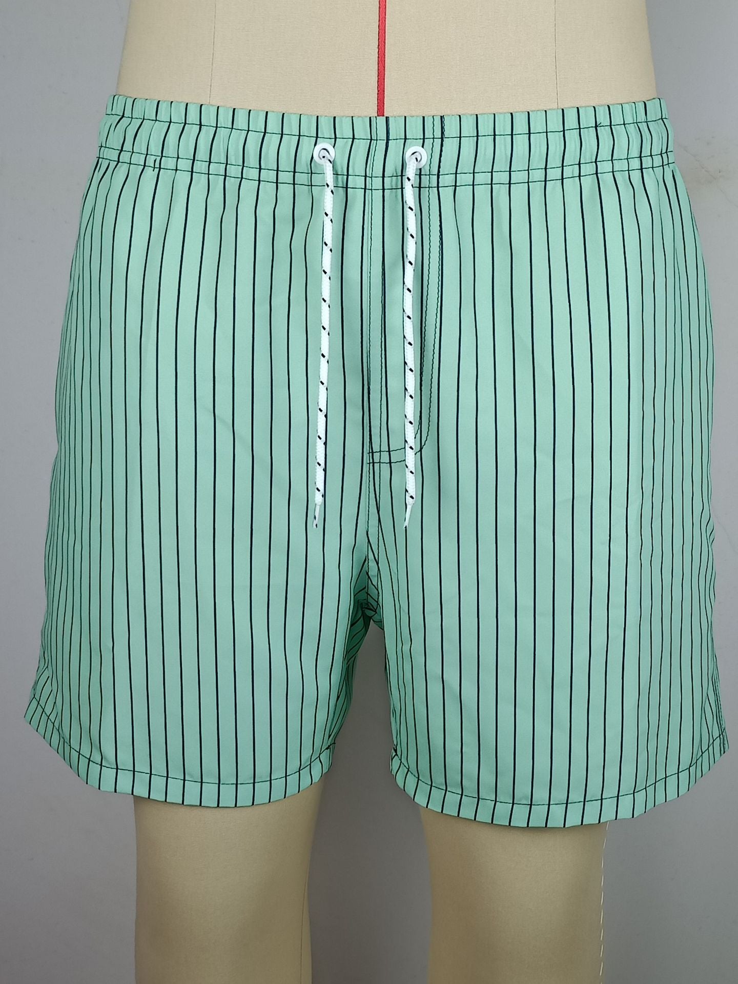 Polyester Fiber Striped Triangle Lining Shorts